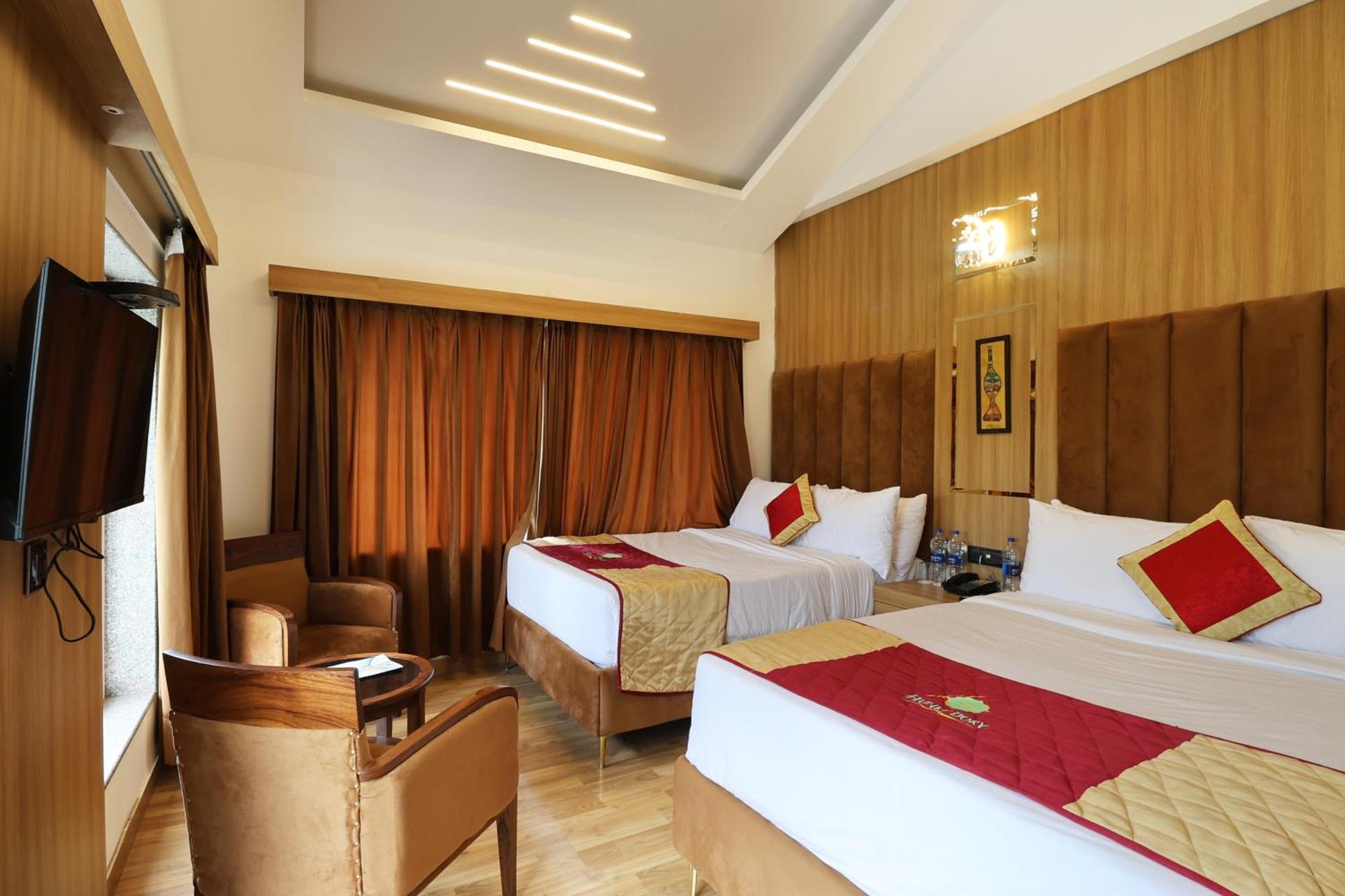 Hunky Dory Resort And Spa Dhar Khurd Exterior foto